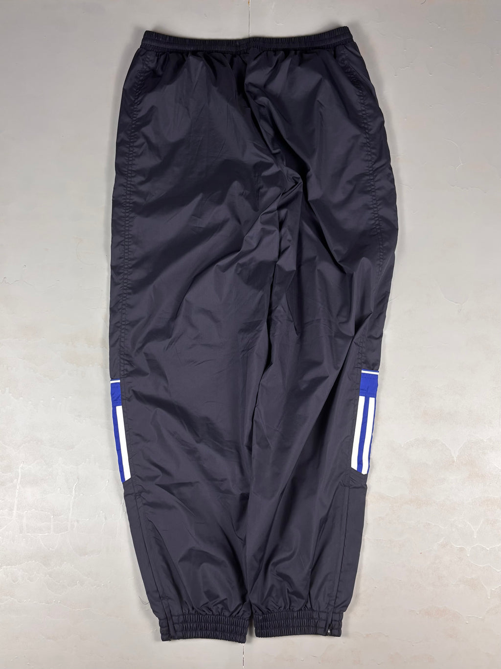 Pantaloni da Tuta Vintage Adidas primi Anni 00’ - Taglia L